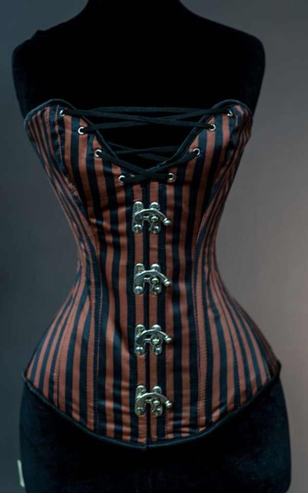 Dracula Clothing - Steampunk Cleavage Clasp Corset